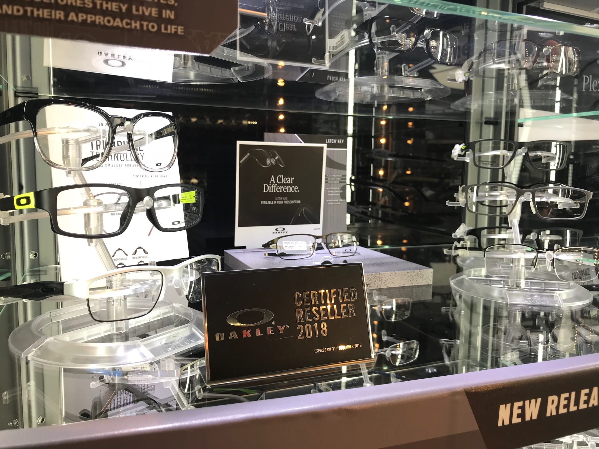 oakley distributor near me