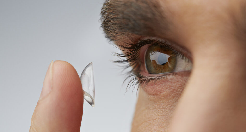 Contact-lens-wear