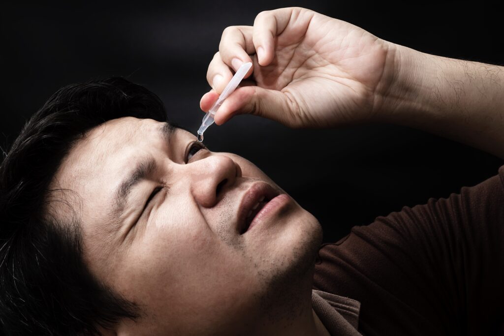 eye drops dry eyes
