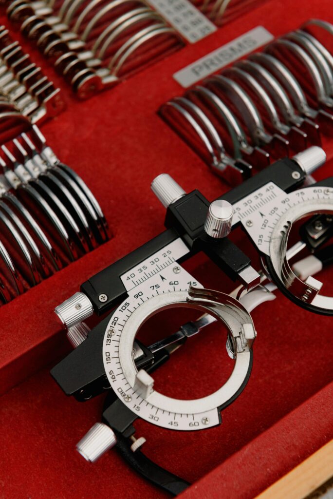 myopia eye check utensils